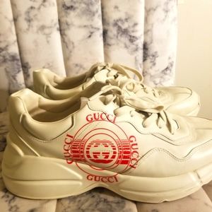 Cream Gucci sneakers. Excellent condition
